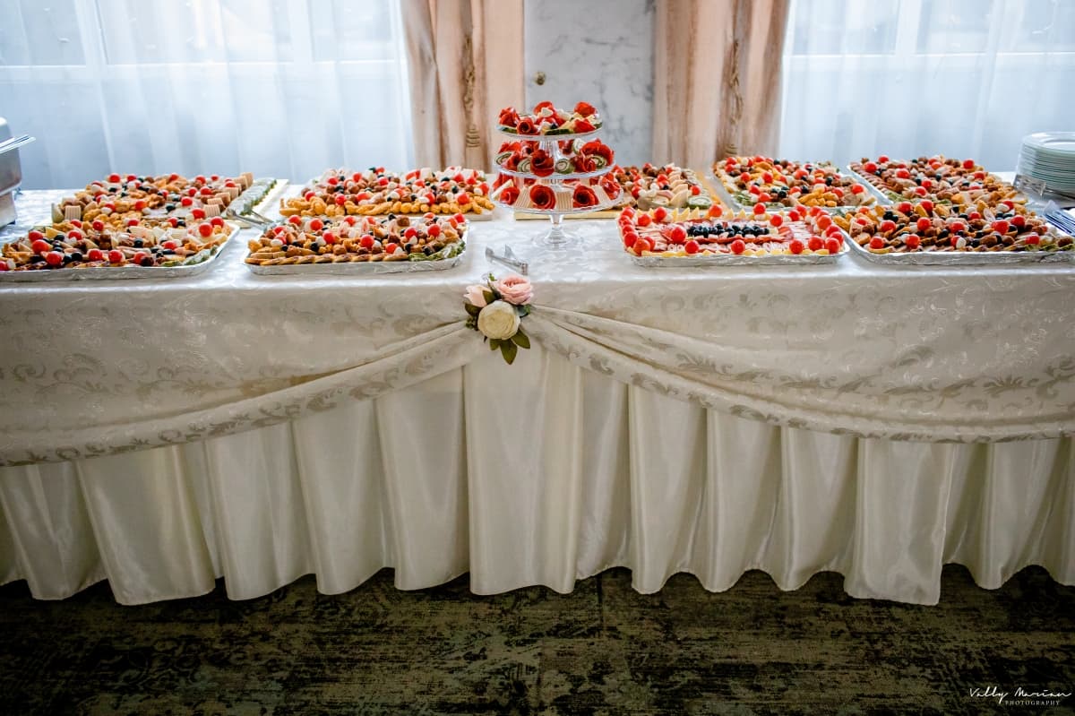 Fotografie de Vali Marian la Cover Apple