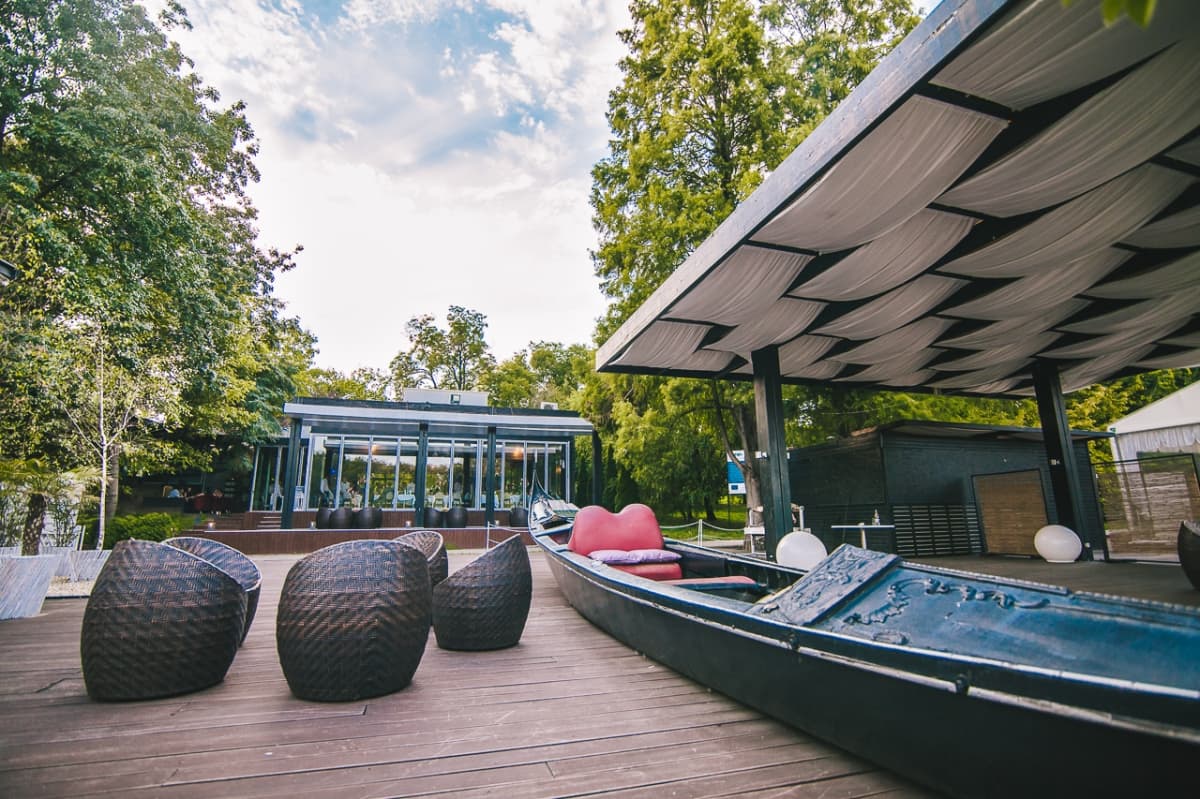 Fotografie de Alexandru Domnisoru la La Gondola Events