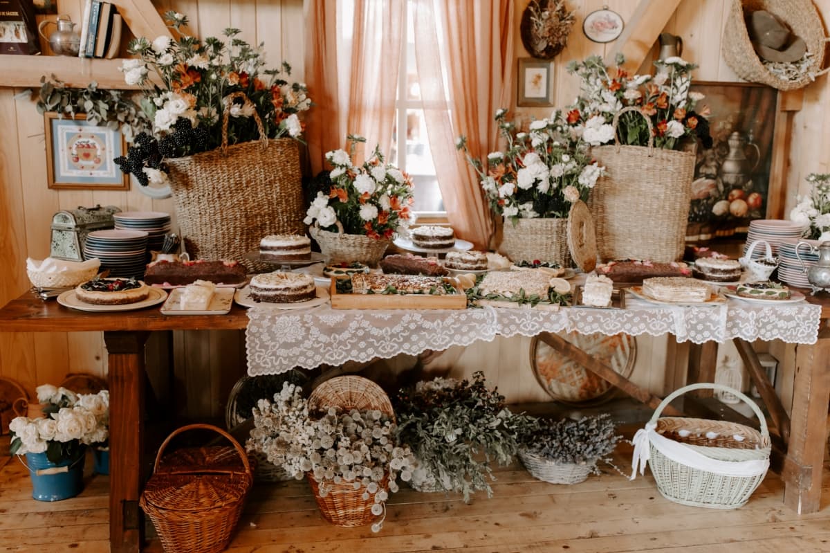 Valea Sanzienelor - locatie pentru nunti in Poiana Cu Cetate, Iași