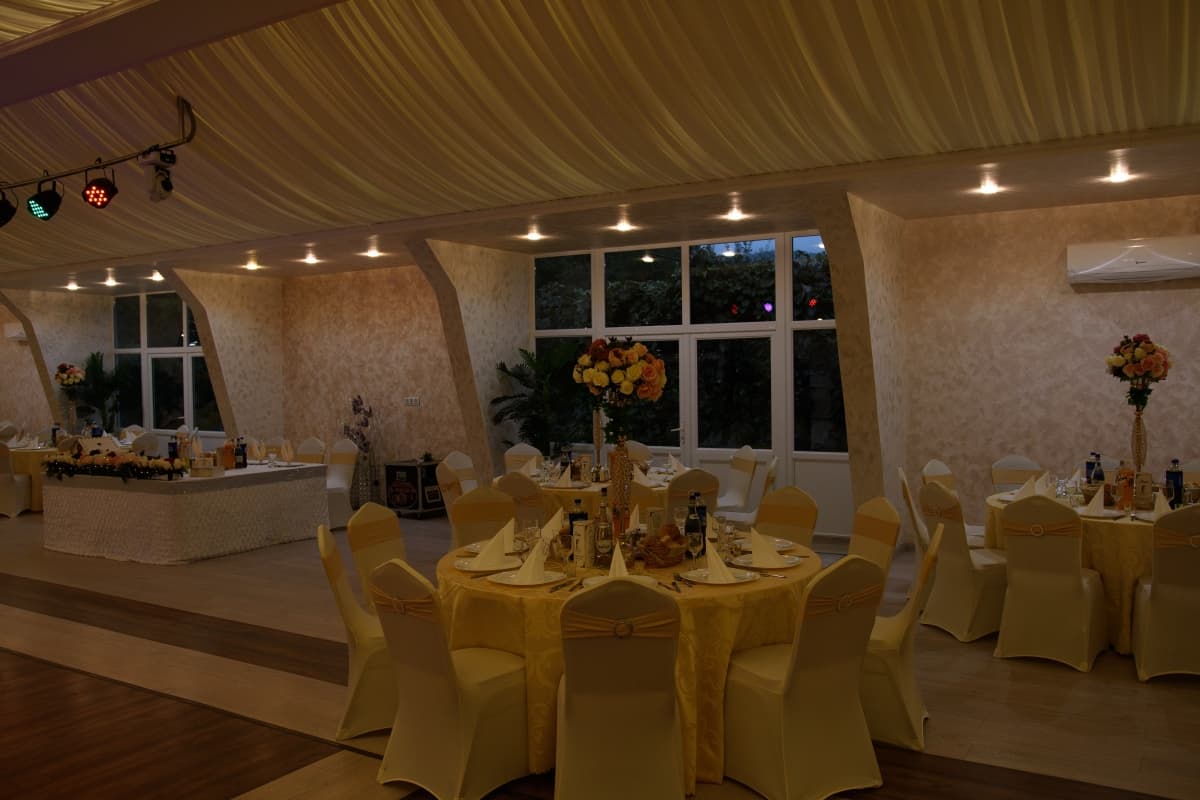 Juliana Events - locatie pentru nunti in Tismana, Gorj