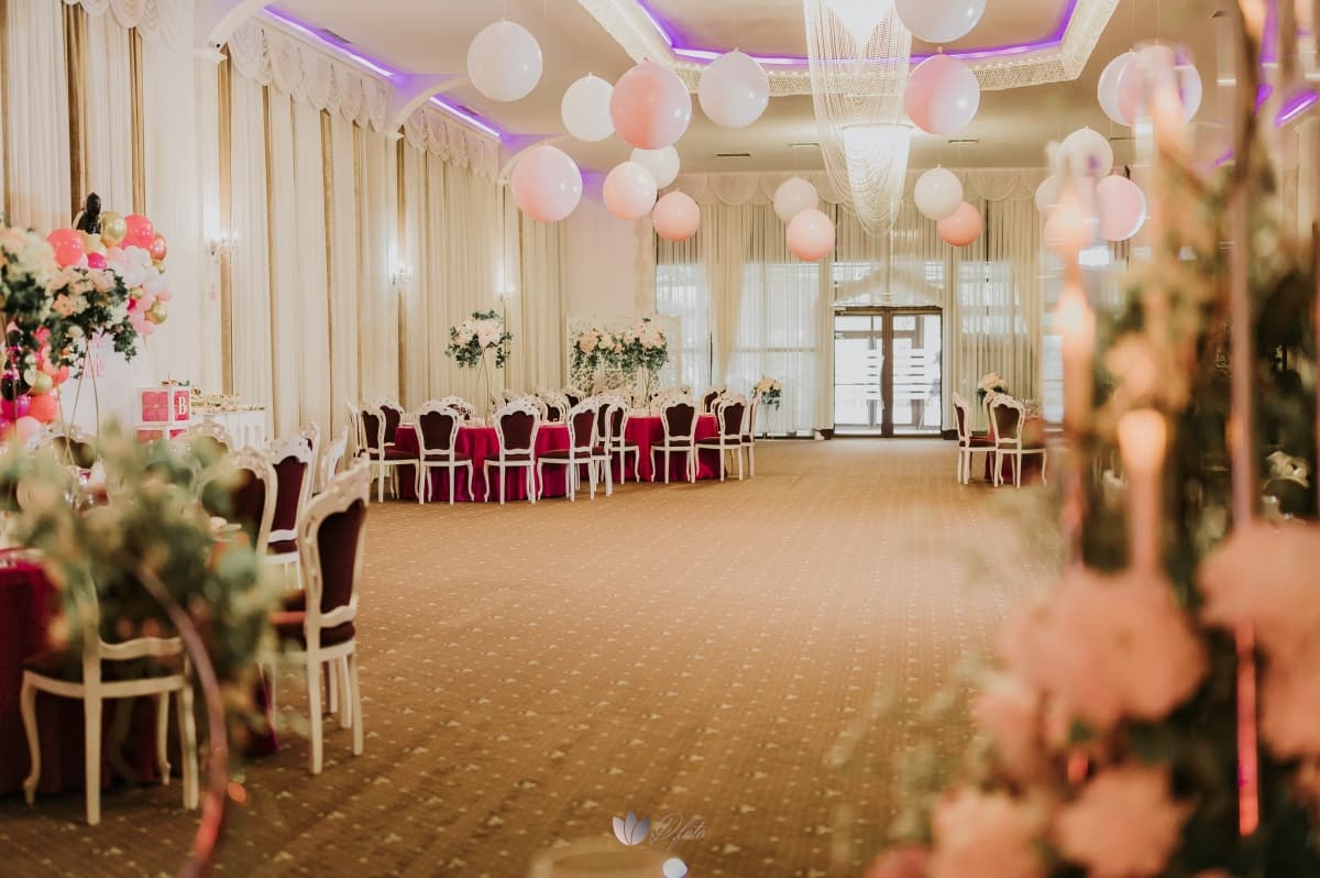 Fotografie de D. Foto la Saphir Events