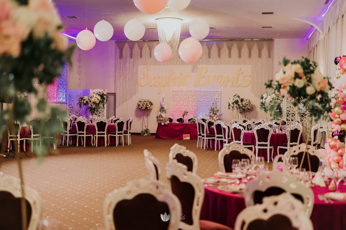 Fotografie de D. Foto la Saphir Events