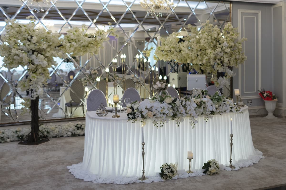 Fotografie de M Dima Foto Studio la Hotel Trotus - Imperial Ballroom