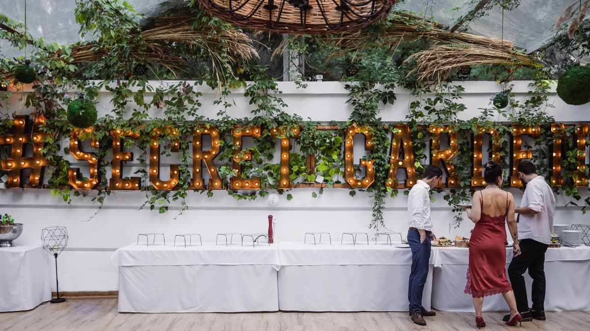 Fotografie de Framed Moments la Secret Garden Events