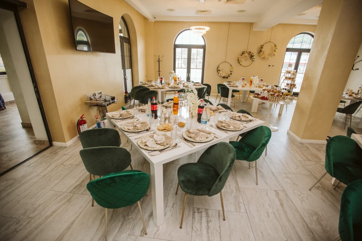 Fotografie de Hunyadi Laszlo la Victoria Inn