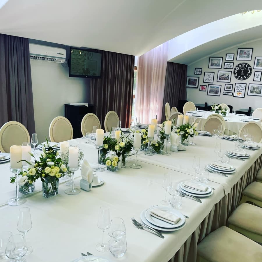 Fotografie de VIPNUNTA la Capitoles Park