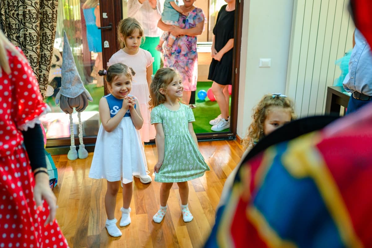 Fotografie de Mugurel Olteanu  la Happy Party