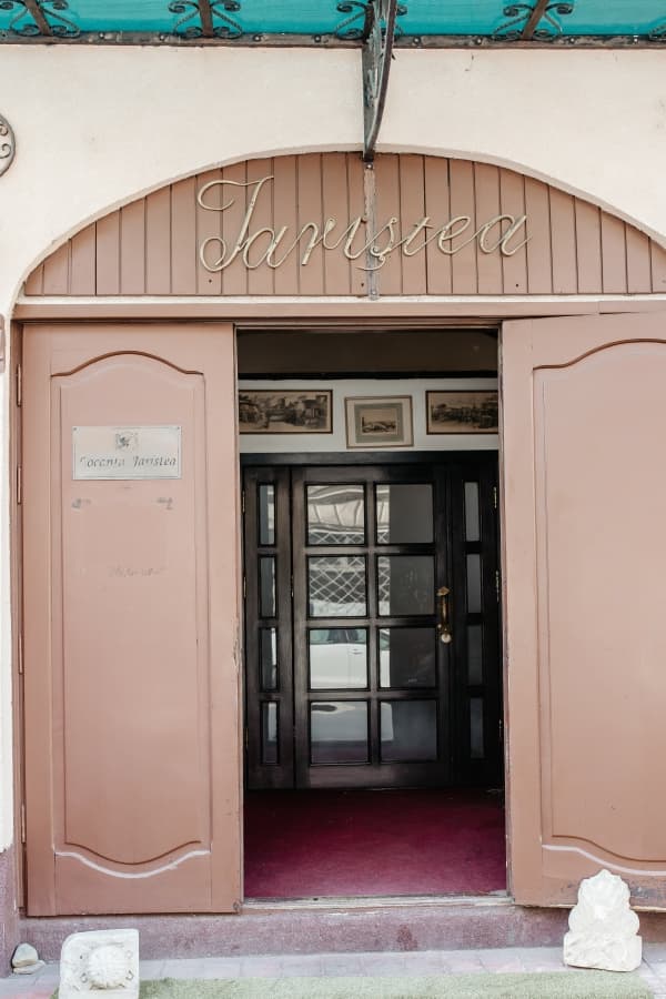 Fotografie de Cristian Branescu Photography la Locanta Jaristea