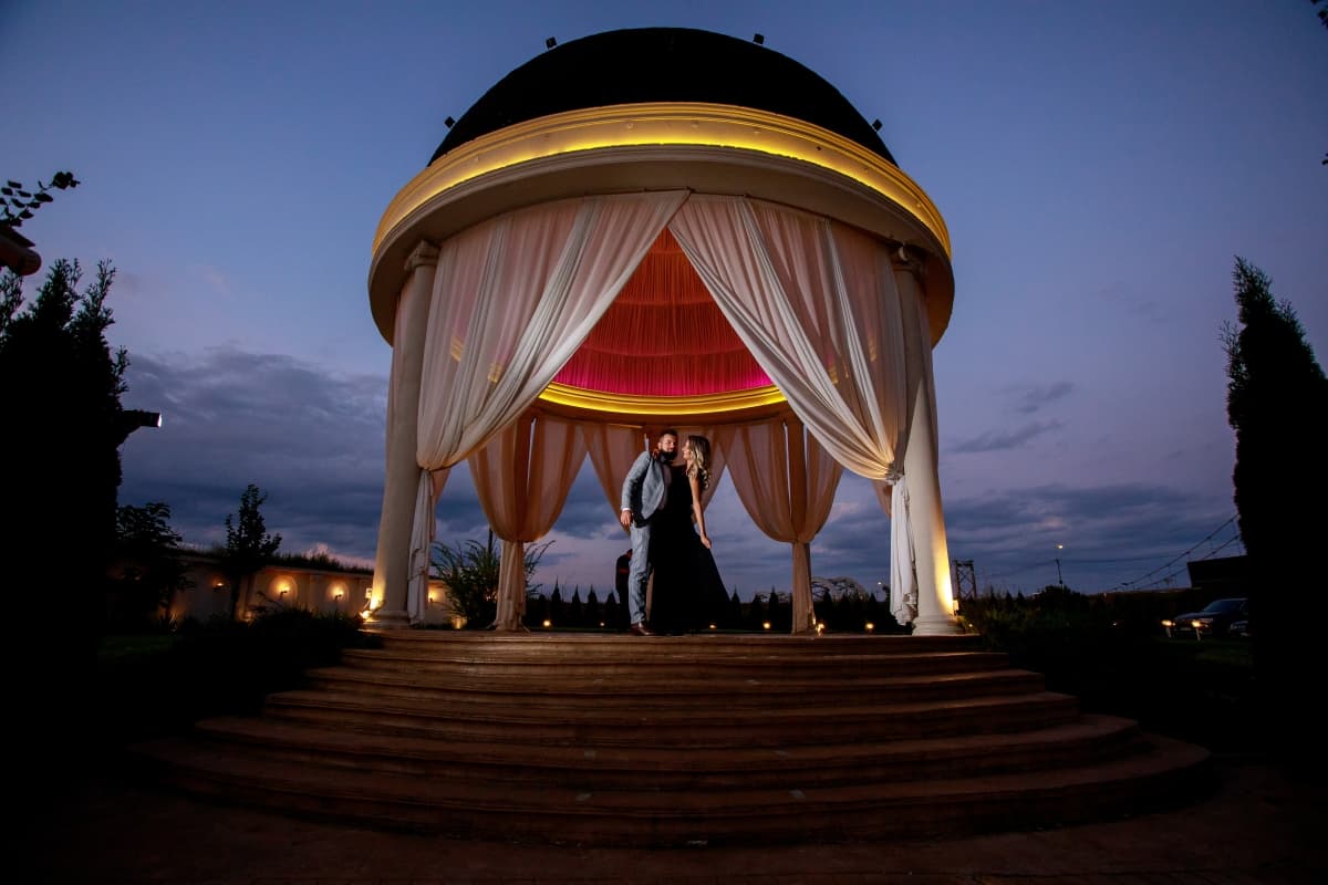 Fotografie de Nicu Ivan la Hanul dintre Salcii