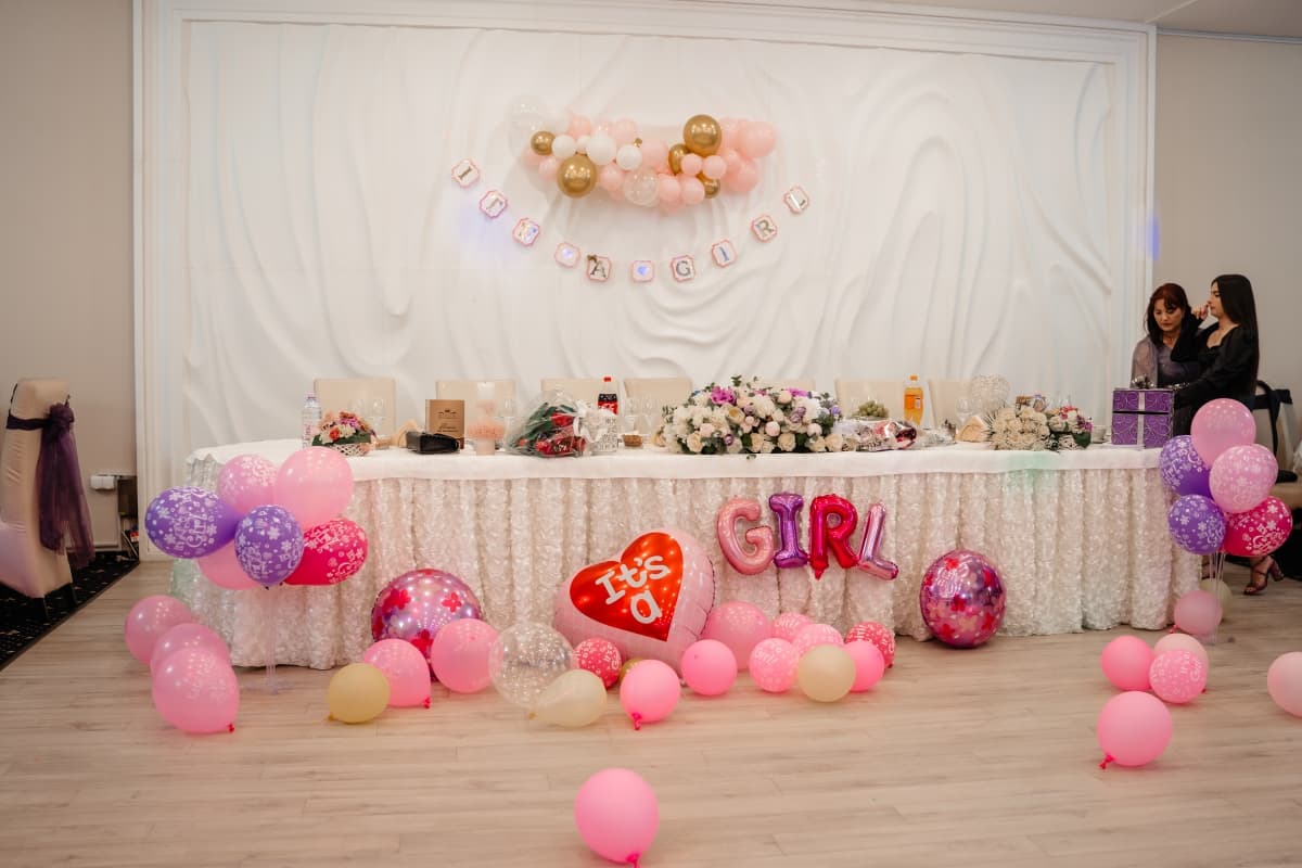 Fotografie de Bogdan Mihai la Salon Majestic