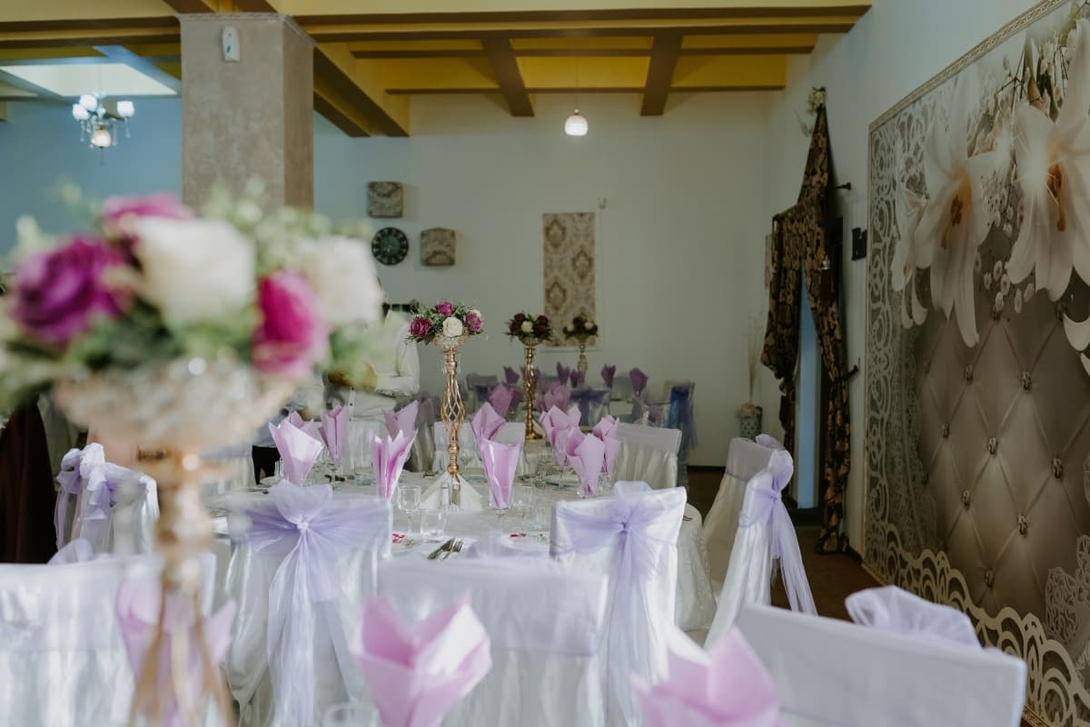 Restaurantul Vechi  - locatie pentru nunti in Podu Iloaiei, Iași