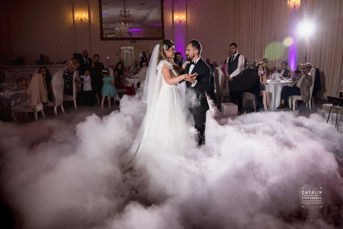 Fotografie de Catalin Stefanescu la Rebeca Ballroom
