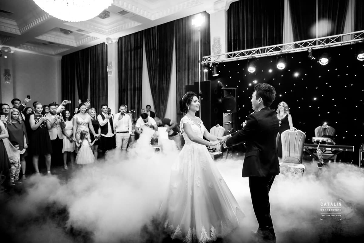 Fotografie de Catalin Stefanescu la Rebeca Ballroom