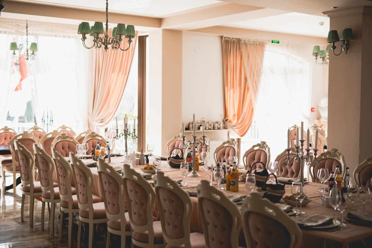 Pensiunea Baroc - locatie pentru nunti in Teliu, Brașov