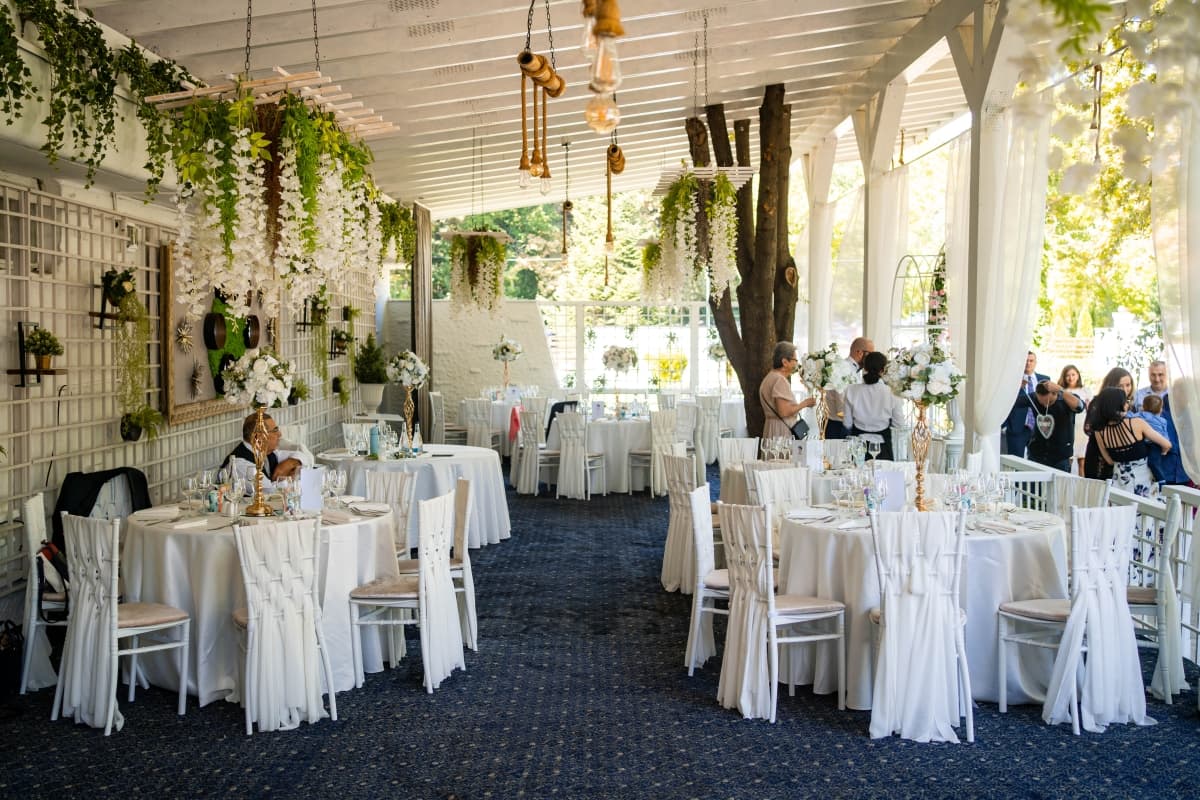 Fotografie de Andrei Roman Fotograf la Casa Cernica Ballroom