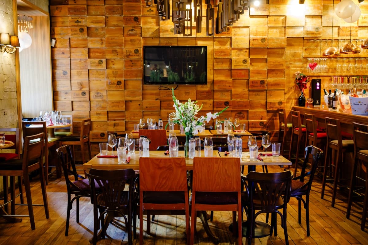 Corks Cozy Bar - locatie pentru nunti in București, București