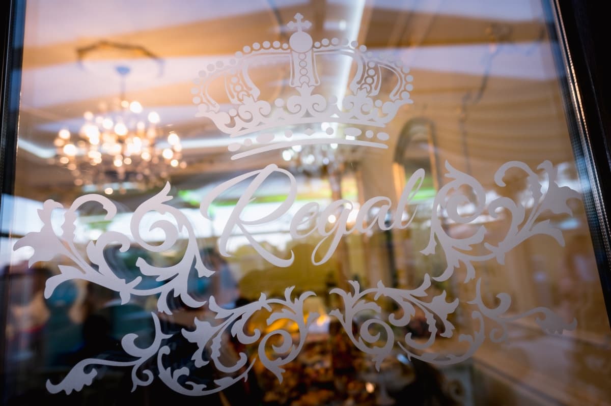 Fotografie de Răzvan Dale la Regal Beius