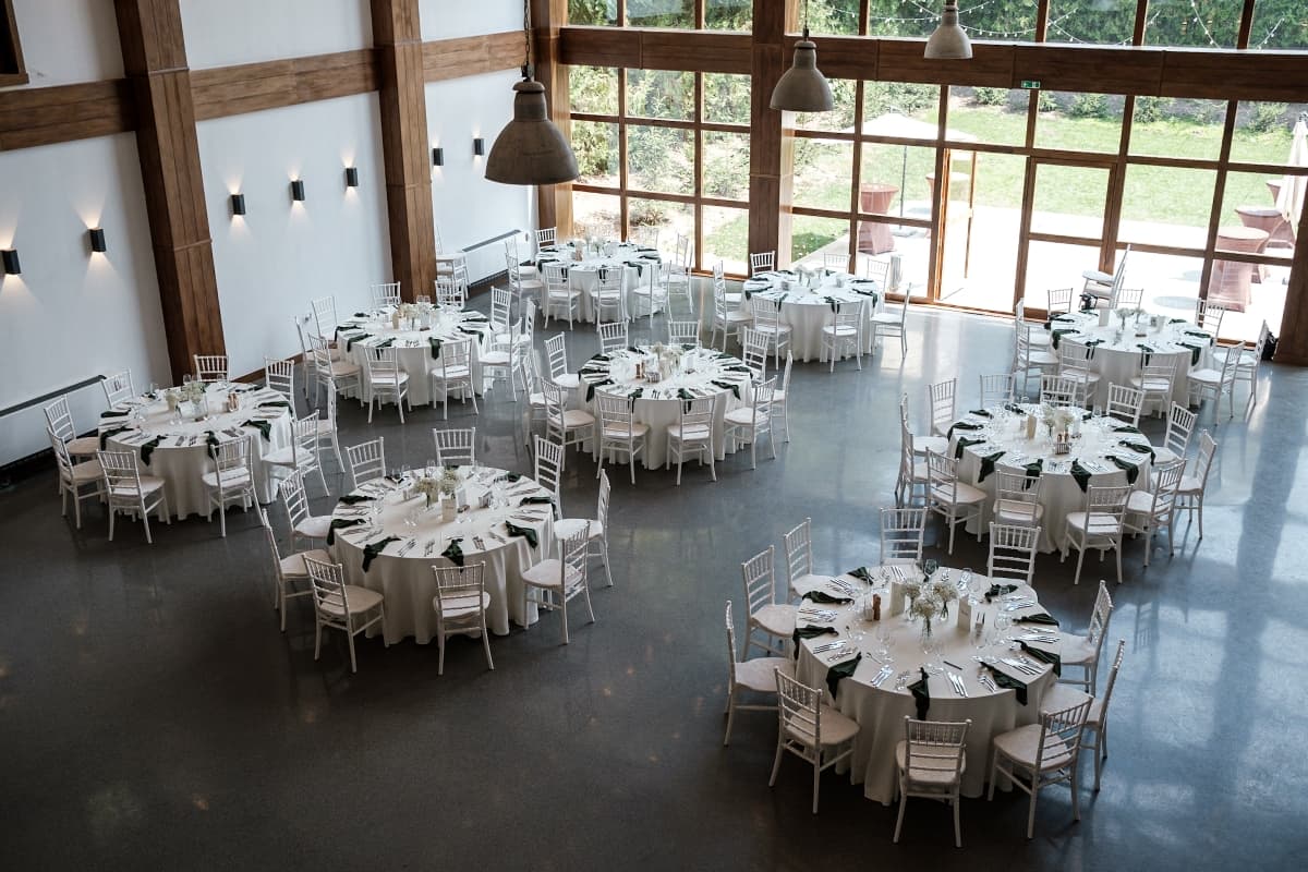 Podu' cu lanturi - locatie pentru nunti in Bacău, Bacău