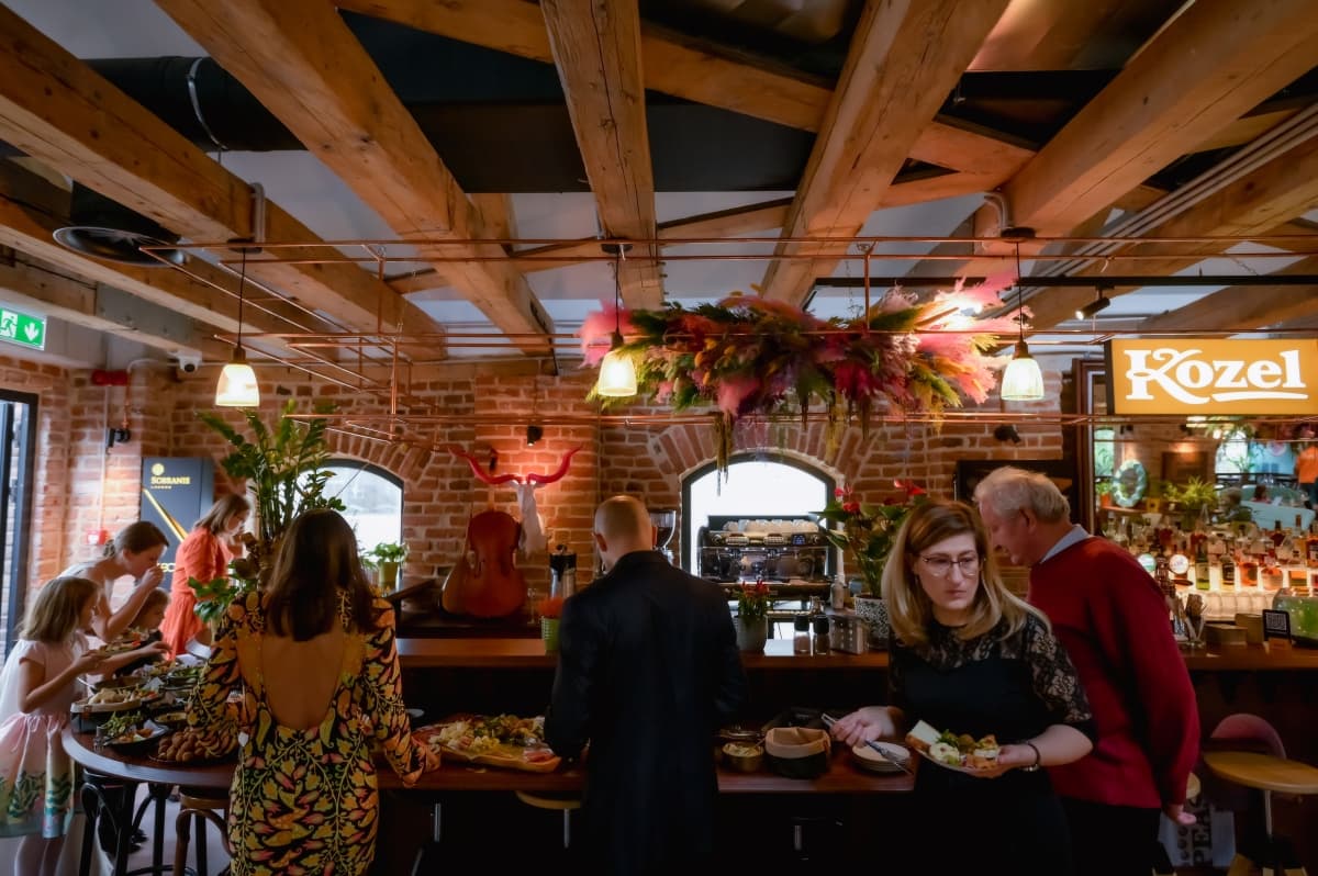 Fotografie de Răzvan Dale la Bruto