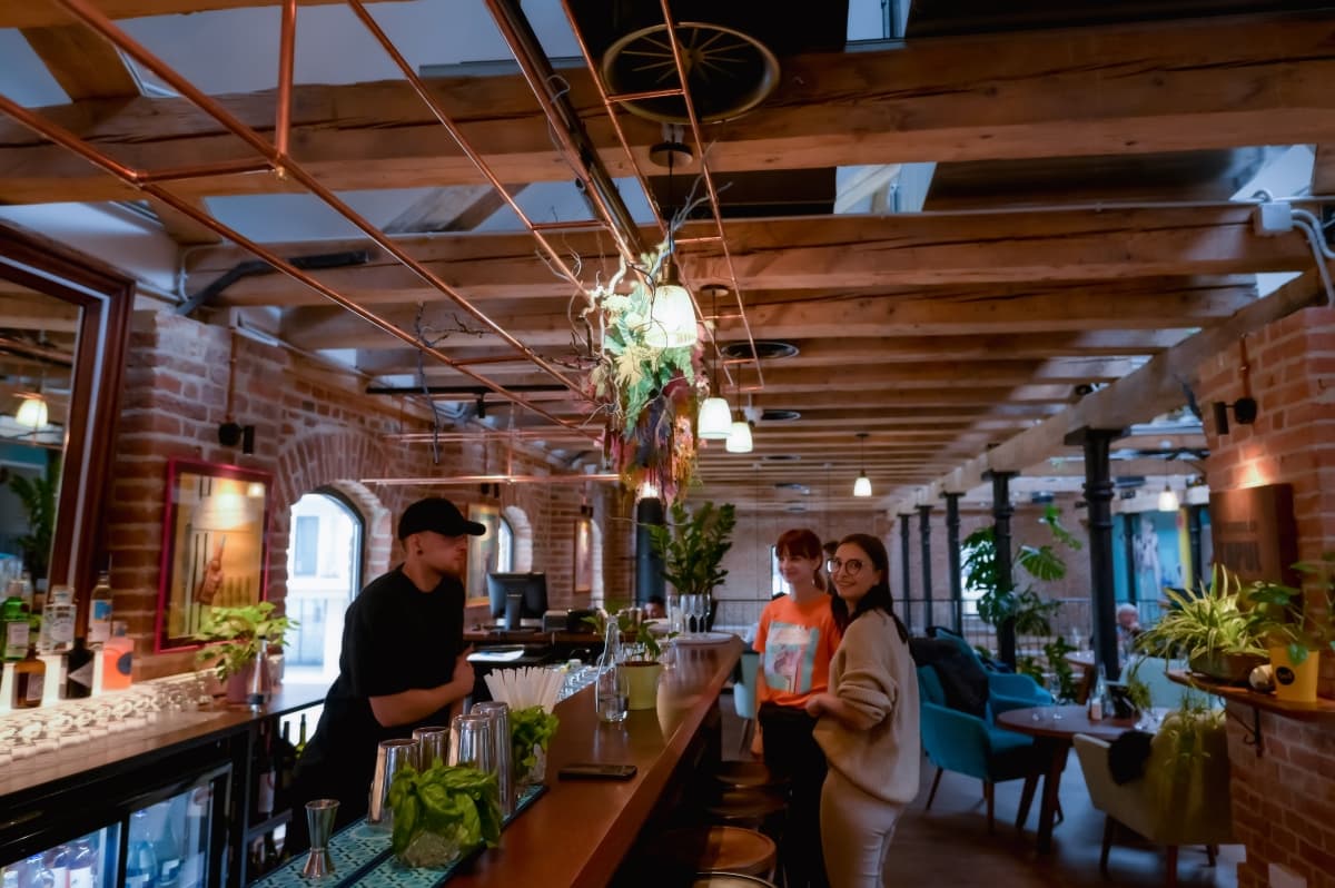 Fotografie de Răzvan Dale la Bruto