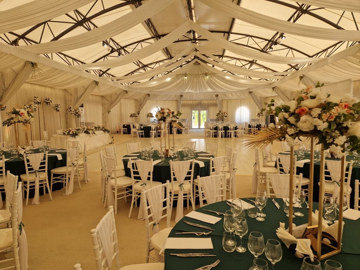 The White Dome - locatie pentru nunti in Bacău, Bacău