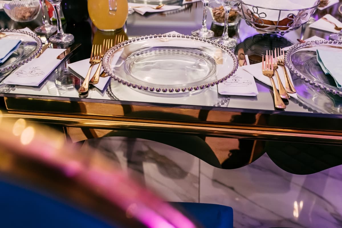 Fotografie de Andrei Chirica - Raian Fine Arts la Restaurant Andra