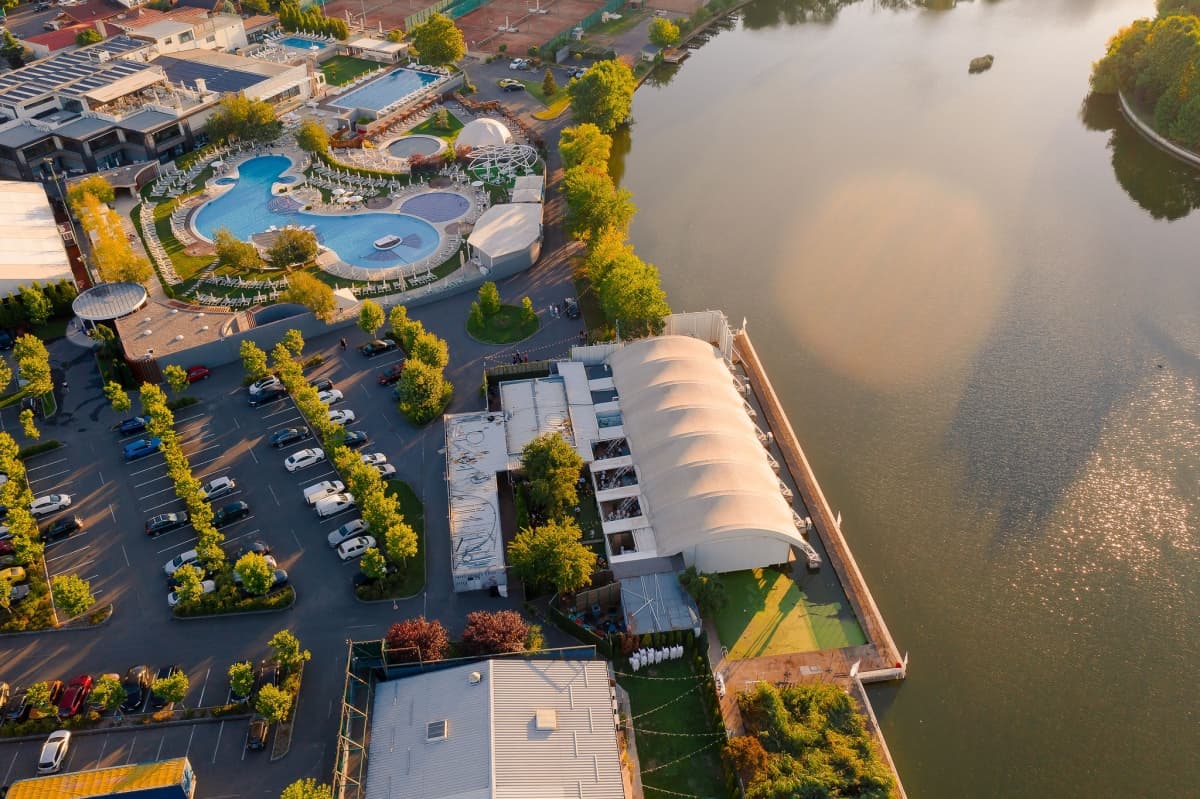 Fotografie de District One Stories la Fratelli Studios