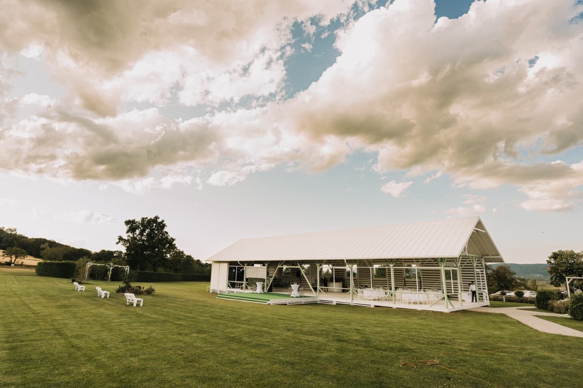 Conacul Buzdugan - locatie pentru nunti in Gheorghe Doja, Bacău