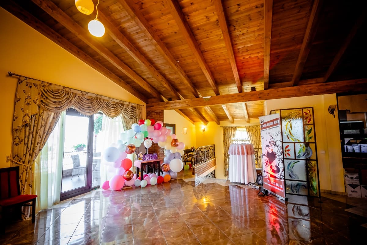 Klasic Events  - locatie pentru nunti in 