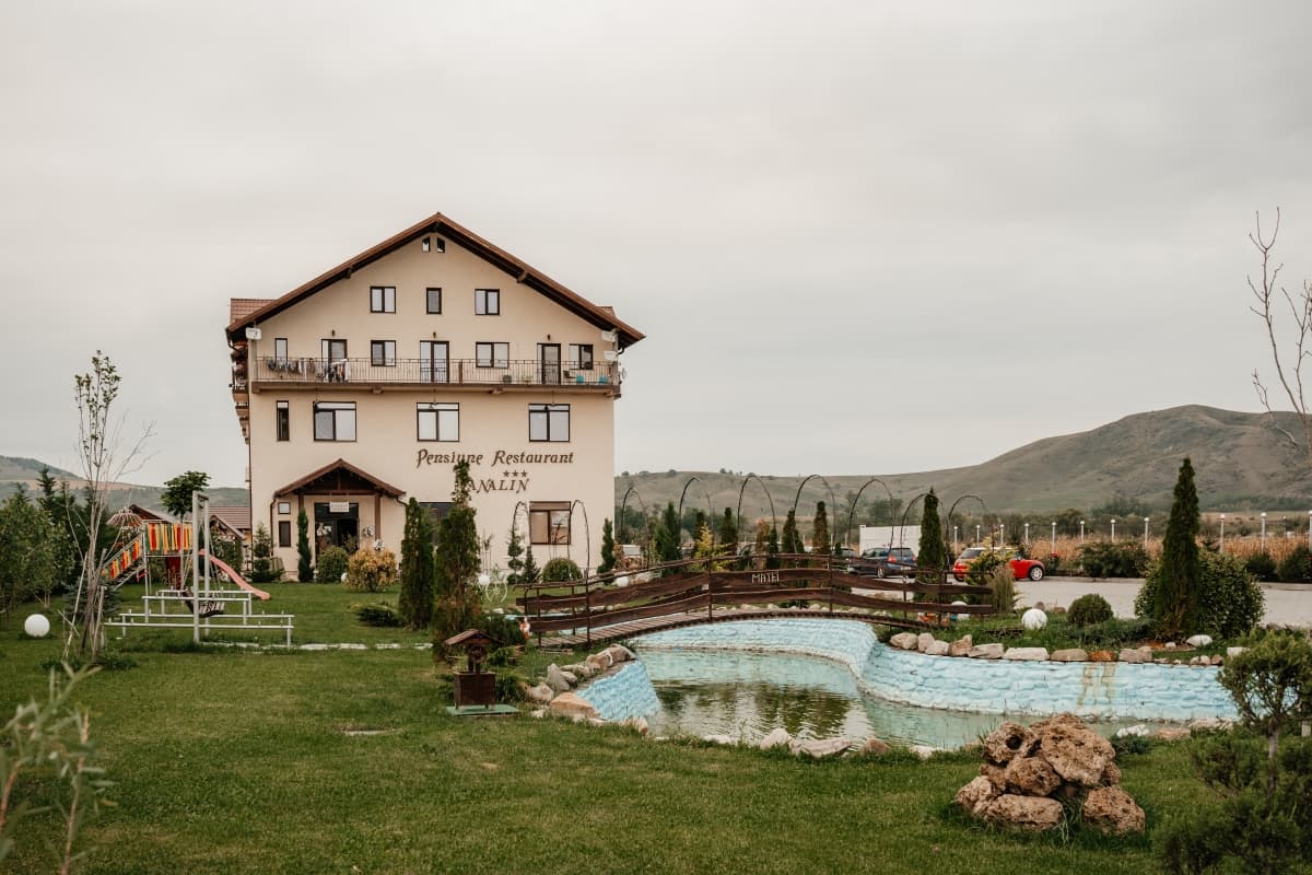 Fotografie de Raw Studio la Pensiune IanAlin