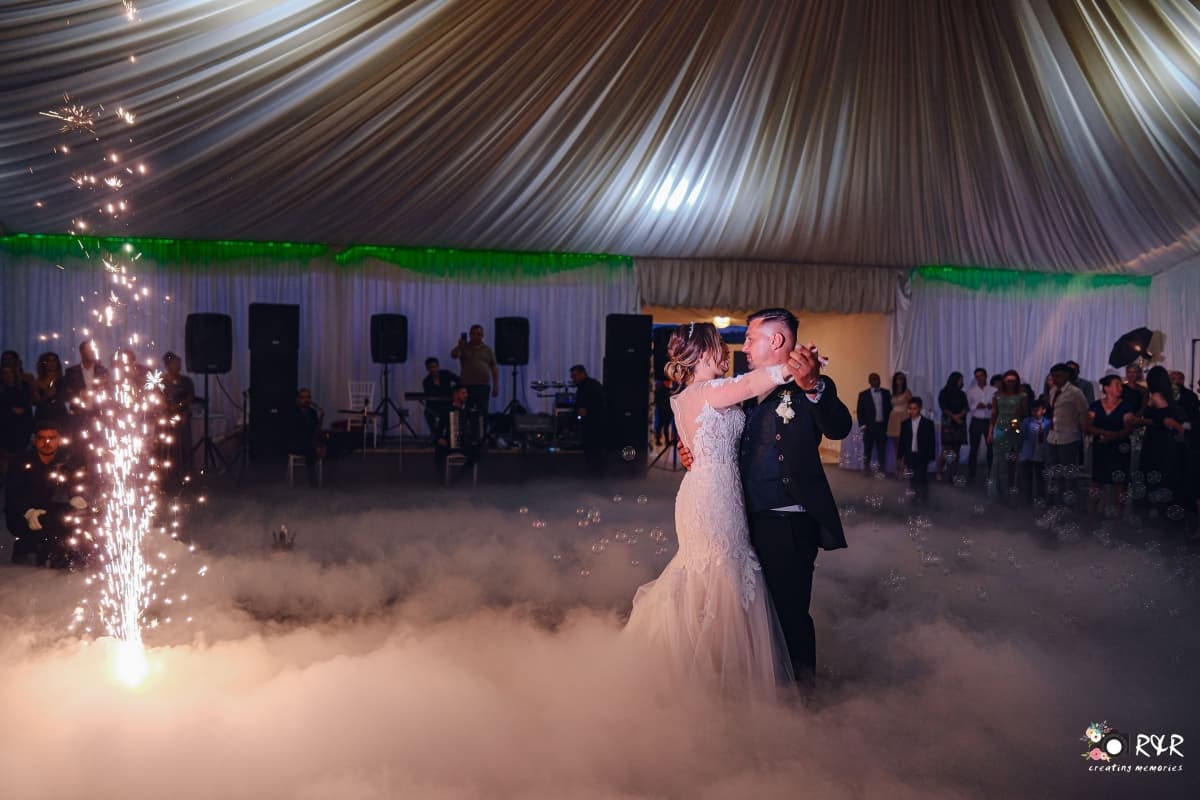 Fotografie de Raul Necula (R&amp;R Creating Memories) la Alessia Events Garden