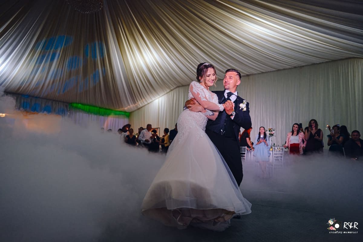 Fotografie de Raul Necula (R&amp;R Creating Memories) la Alessia Events Garden