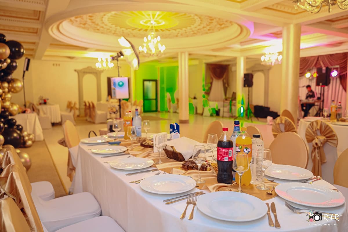 Romantic - locatie pentru nunti in 