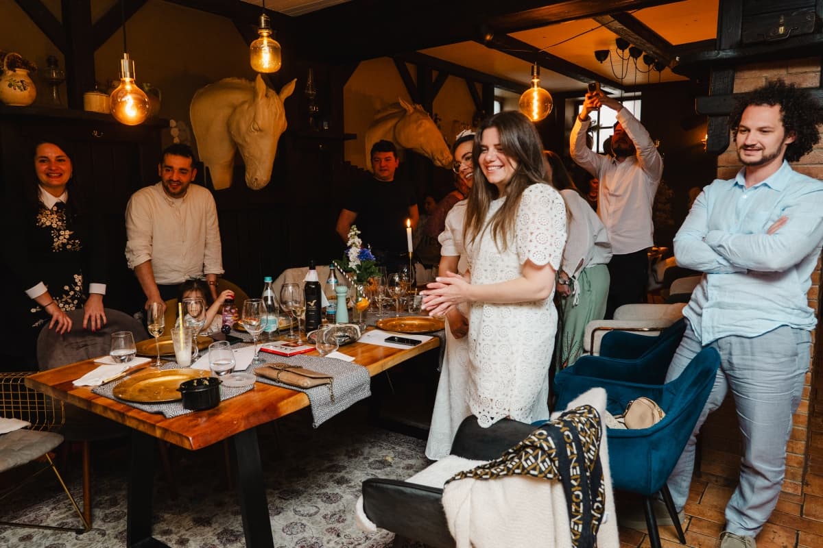 Fotografie de ZOOMER STUDIO la White Horse