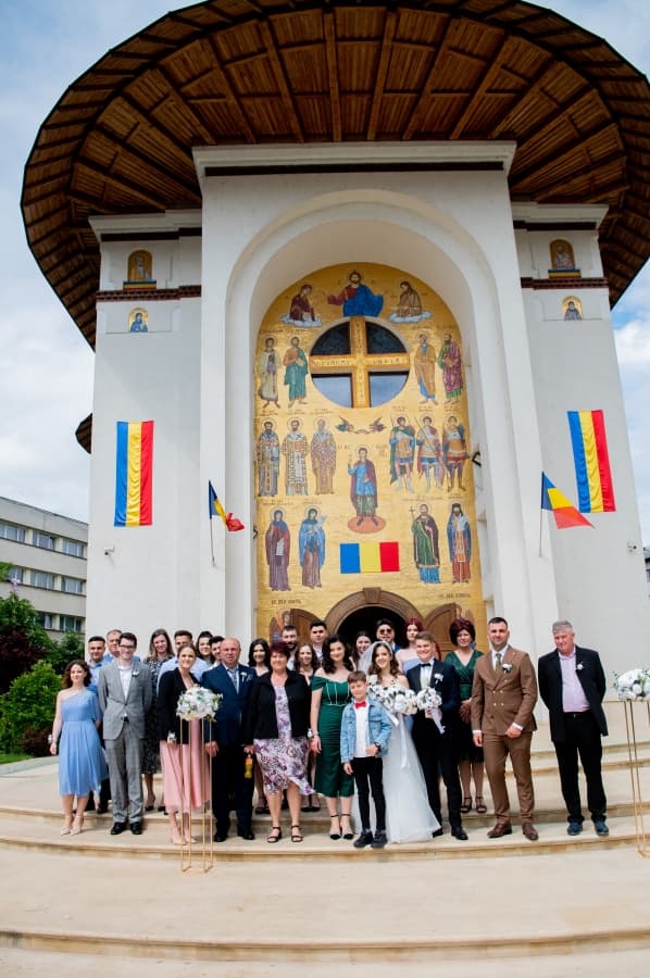 Fotografie de ArtaFilmării la Biserica Sf Iulian din Tars