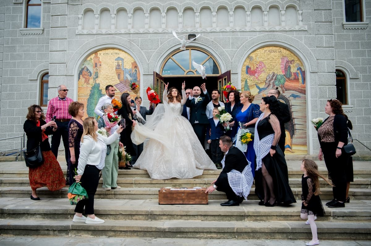 Fotografie de ArtaFilmării la Biserica Sfantul Nectarie