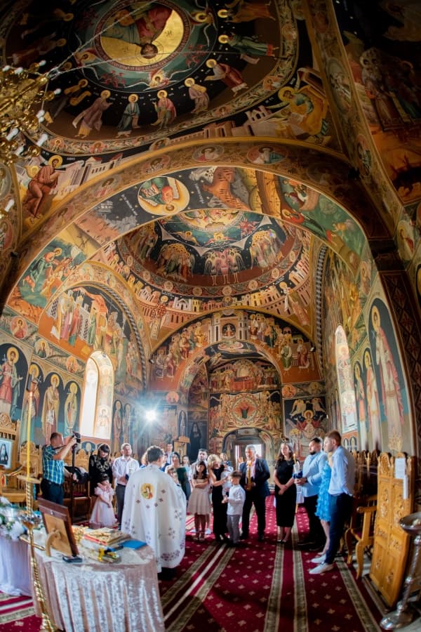 Fotografie de ArtaFilmării la Biserica Vulpe