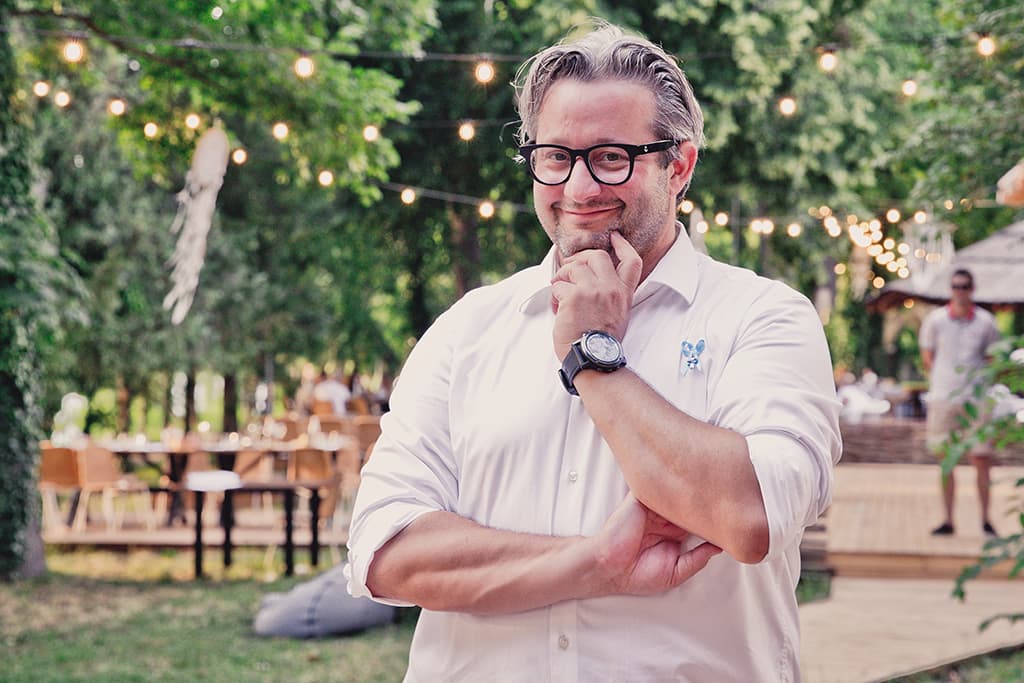 Fotografie de ZOOMER STUDIO la Guava