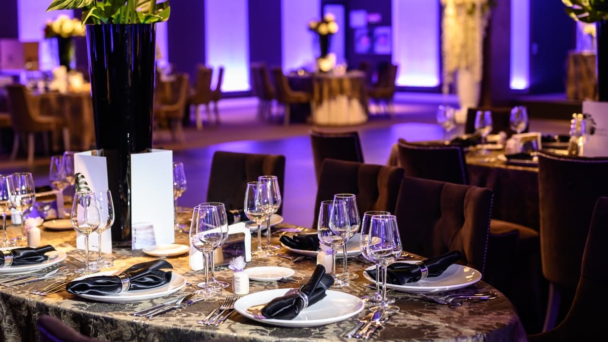 Fotografie de Razvan Balus - ZVAN Weddings la Kupolla Events