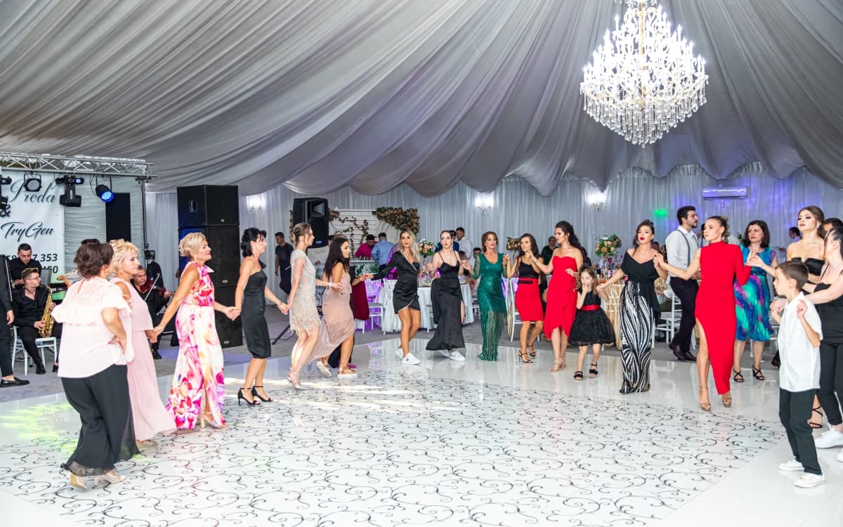 Fotografie de Ema &amp; Gabriel Voicu la Capitol Garden