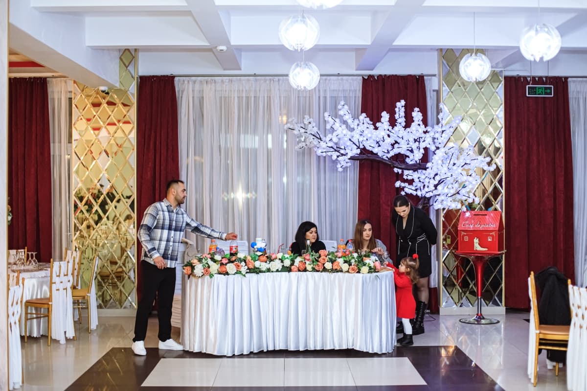 Fotografie de Ema &amp; Gabriel Voicu la Complex Capitol