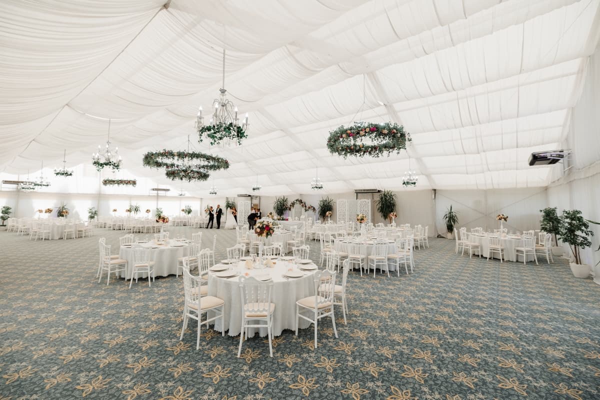 Fotografie de Manu Ivanciu la Noblesse