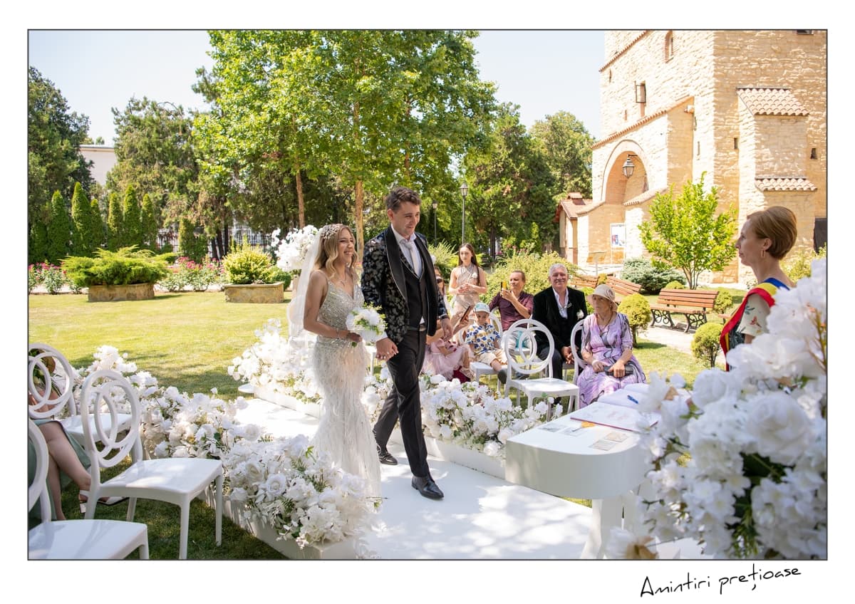 Fotografie de Amintiri Pretioase Studio Foto &amp; Video la Biserica Sfantul Sava 