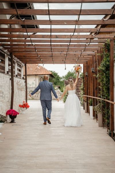 Pensiunea Axa Alex - locatie pentru nunti in Stăneşti, Gorj