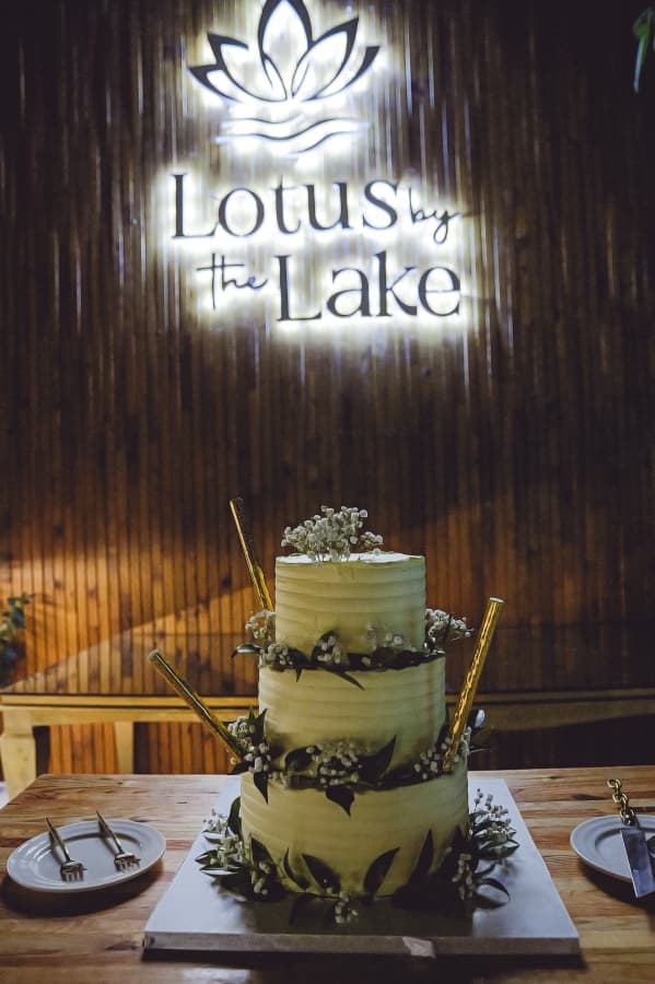 Fotografie de ZOOMER STUDIO la Lotus By The Lake 