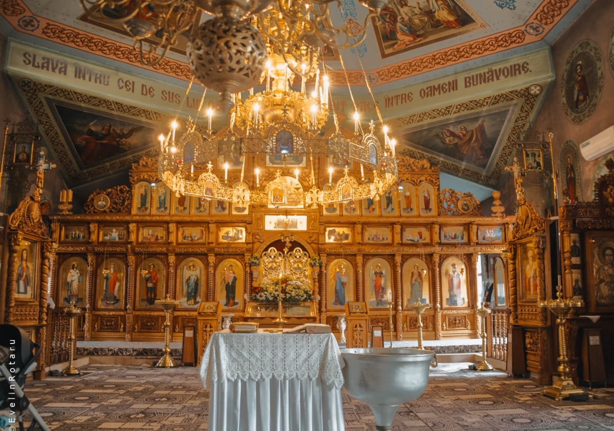 Fotografie de Evelin Rotaru la Manastirea Sfantul Gheorghe Ungheni