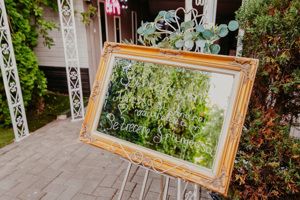 Fotografie de Andrei Chirica - Raian Fine Arts la La Casablanca