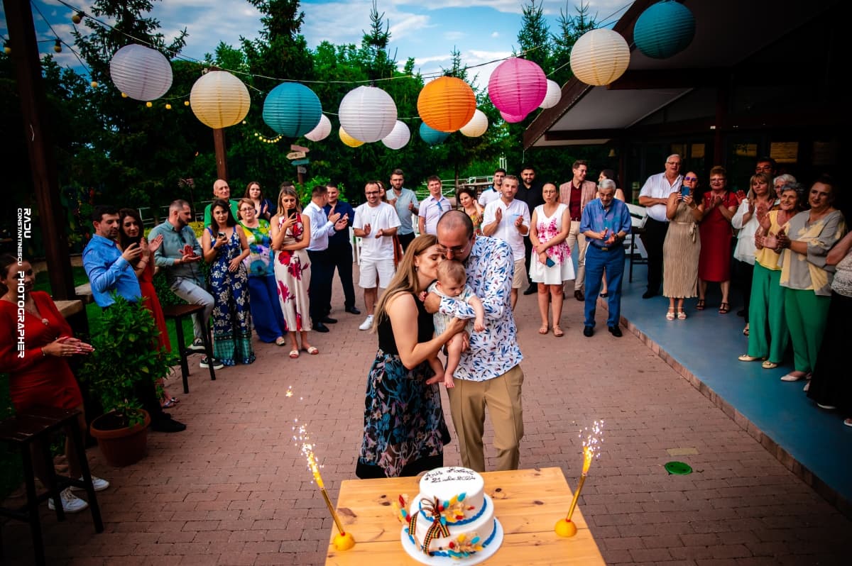 Fotografie de Radu Constantinescu Fotograf la Gradina cu licurici