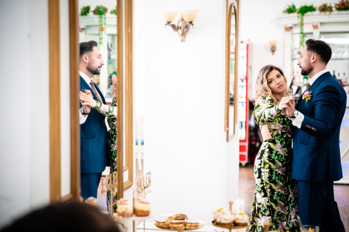 Fotografie de Radu Constantinescu Fotograf la Casa cu Tei