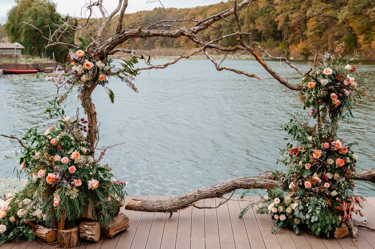 Fotografie de Razvan Balus - ZVAN Weddings la Heaven Snagov - Events by The Lake 